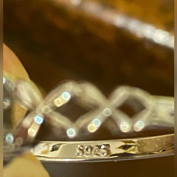 Blue Lab Created Spinel, Rhodium over .925 Sterling Silver ring. Size 7.0 - Picture 4 of 4